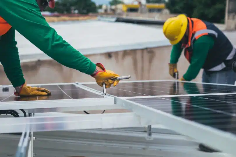 equiper sa maison panneaux solaires