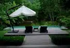 Jardin avec piscine