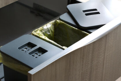 Poubelle encastrable : l’alliée discrète de votre cuisine