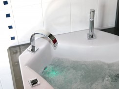 Comment bien choisir sa baignoire balnéo ?